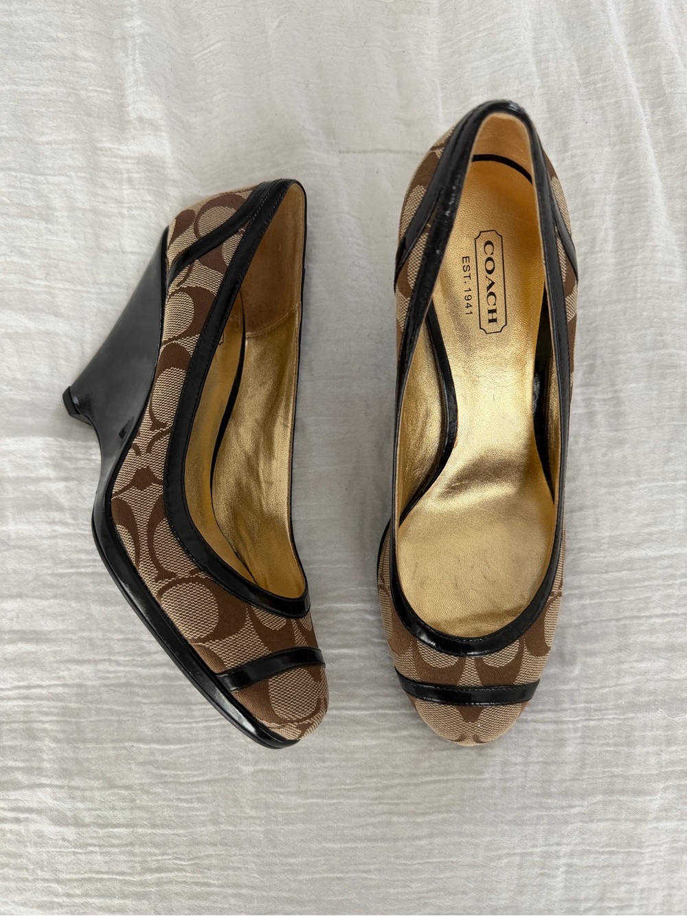 Y2K Coach Kerryann Wedges - Size 7.5